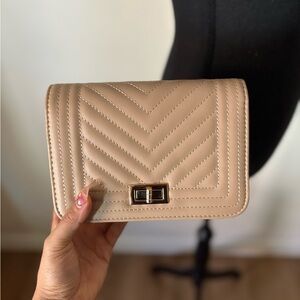Elegant Beige Quilted Women's Bag